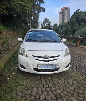 Toyota Yaris 2008 White