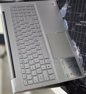 New Laptop HP EliteBook 840 G5 8GB Intel Core i5 SSD 512GB