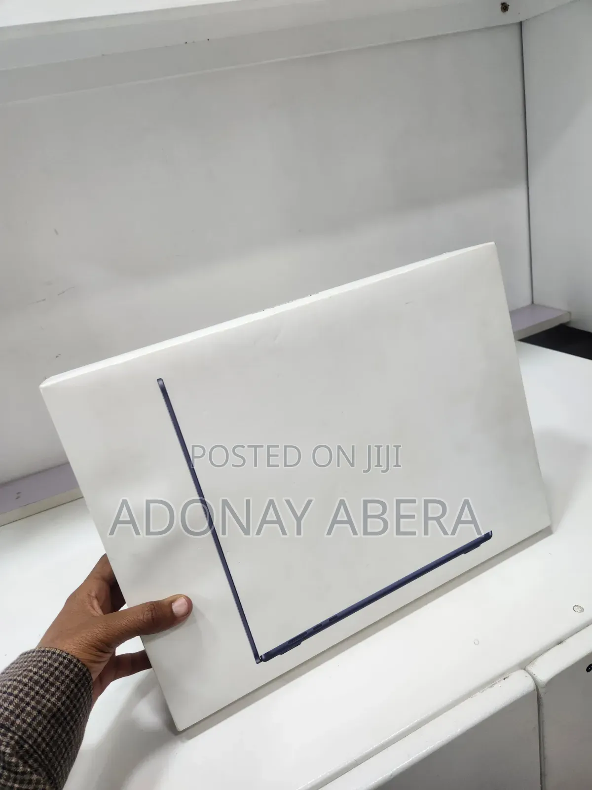 New Laptop Apple MacBook 16GB SSD 256GB