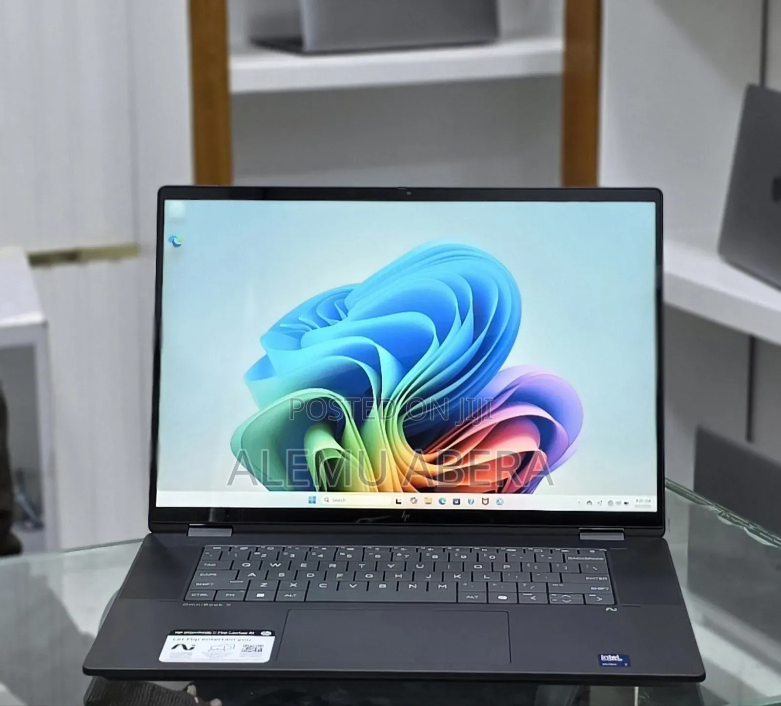 New Laptop HP OmniBook X Flip 16" 16GB Intel Core Ultra 7 SSD 1T