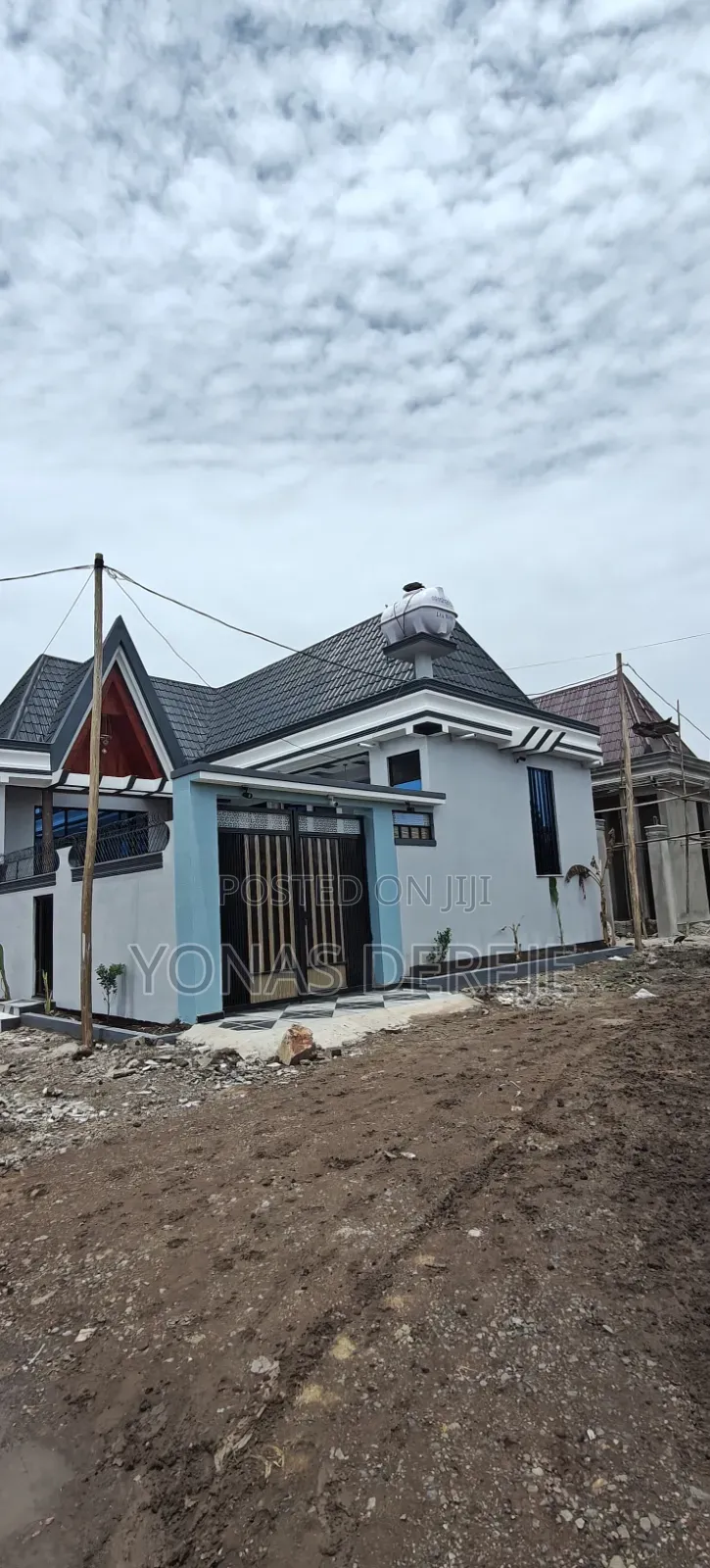 Furnished 6bdrm House in ዱከም, East Shewa for sale