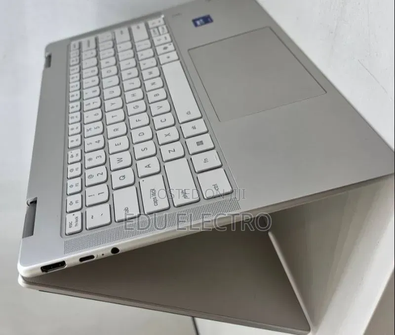 New Laptop Lenovo Yoga 330 32GB Intel Core Ultra 7 SSD 1T