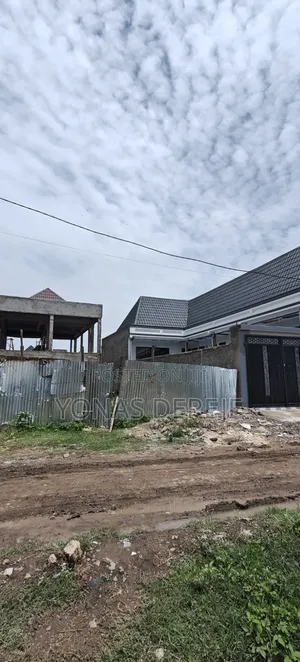 Furnished 8bdrm House in Dukem, East Shewa for sale