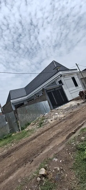 Furnished 8bdrm House in Dukem, East Shewa for sale