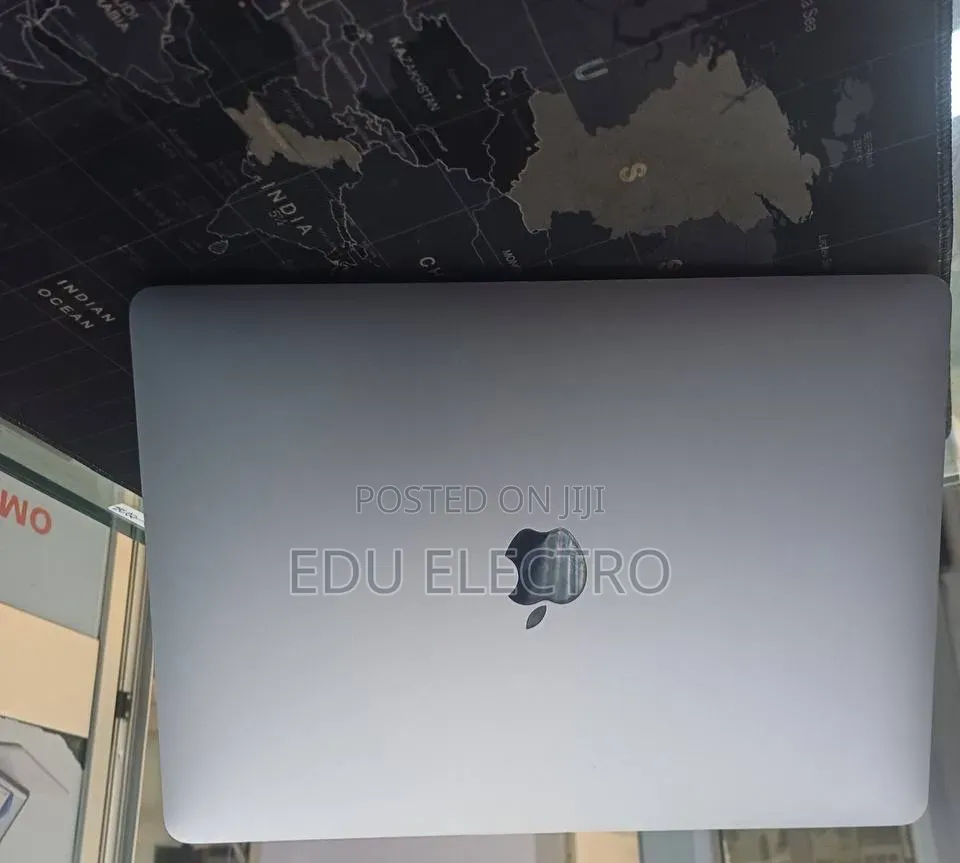 New Laptop Apple MacBook Air 2020 M1 8GB Apple M1 Pro SSD 256GB
