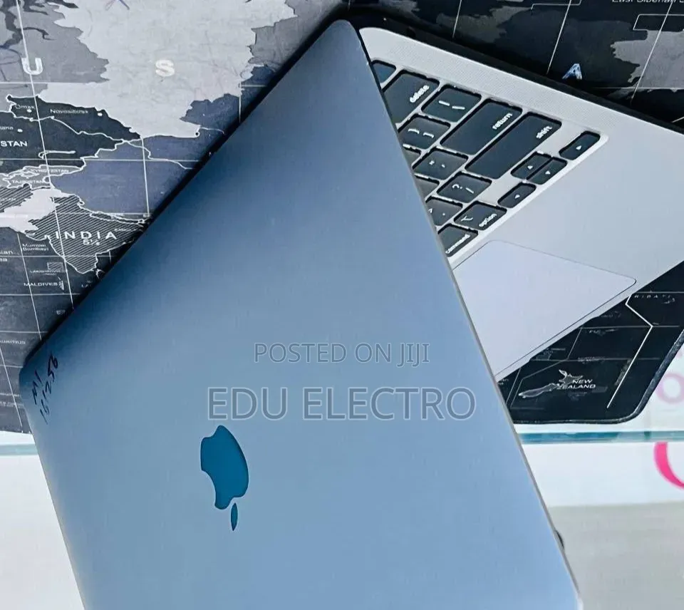 New Laptop Apple MacBook Air 2020 M1 16GB Apple M1 Pro SSD 256GB