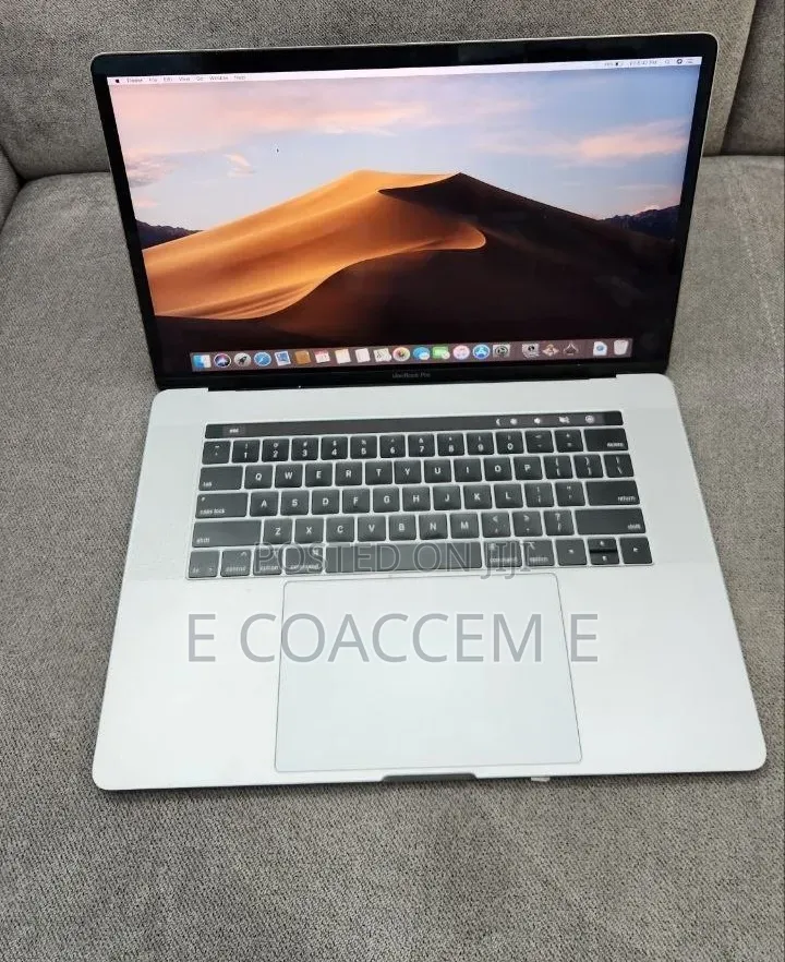 New Laptop Apple MacBook 32GB Intel Core i9 SSD 1T