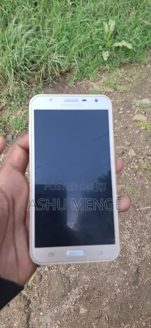 Samsung Galaxy J7 Top 16 GB Gray