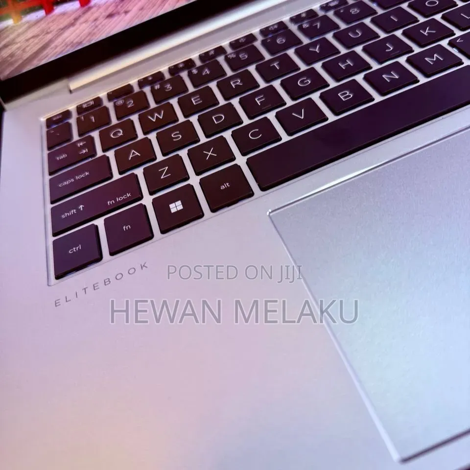 New Laptop HP EliteBook 840 G10 16GB Intel Core i7 SSD 512GB