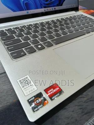 New Laptop Lenovo IdeaPad 720S 16GB AMD Ryzen 7 SSD 512GB