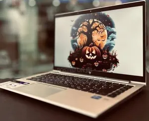 New Laptop HP EliteBook 830 G8 16GB Intel Core i7 SSD 512GB
