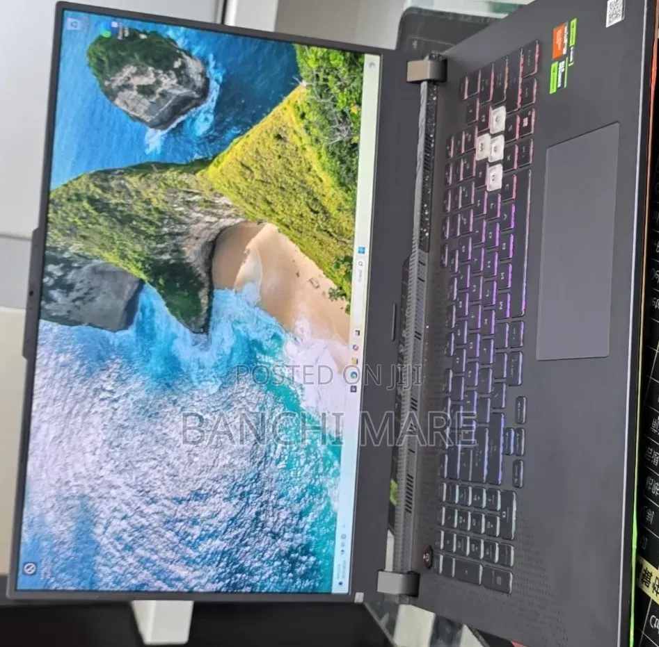 New Laptop Asus ROG Strix G17 16GB AMD Ryzen 9 SSD 1T