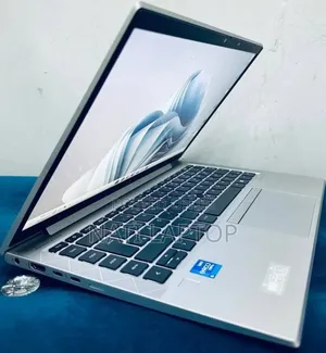 New Laptop HP EliteBook 840 G8 16GB Intel Core i5 SSD 512GB