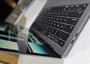 New Laptop Apple MacBook Pro 2022 M2 8GB Apple M2 SSD 256GB