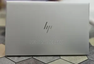 New Laptop HP ZBook Firefly G8 16GB Intel Core i7 SSD 512GB