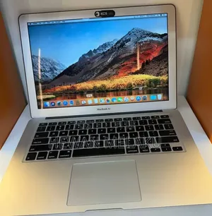 New Laptop Apple MacBook Air 2017 8GB Intel Core i5 SSD 256GB