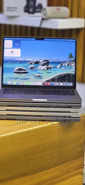 New Laptop Apple MacBook Pro 2021 M1 32GB Apple M1 SSD 512GB