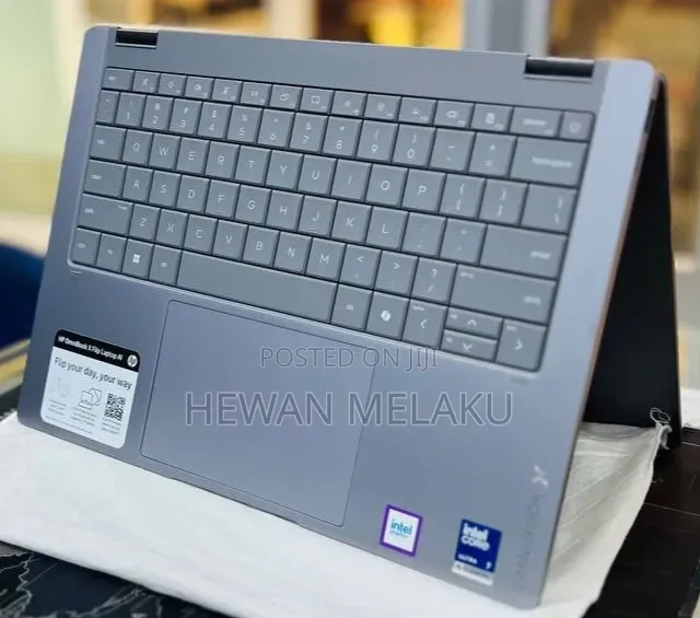 New Laptop HP OmniBook X Flip 14" 16GB Intel Core Ultra 7 SSD 1T