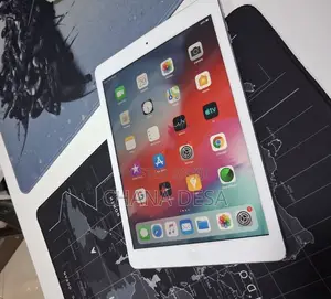 New Apple iPad Air 64 GB