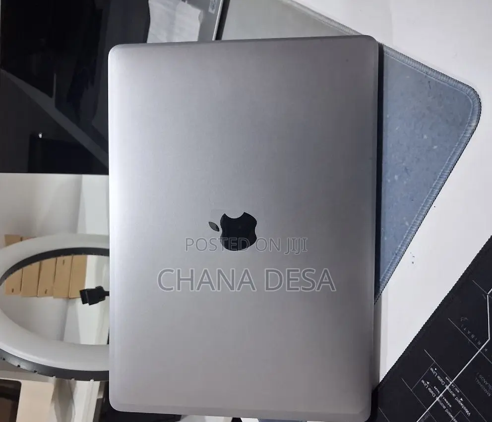 New Laptop Apple MacBook Air 2019 8GB Intel Core i5 SSD 128GB