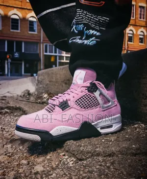 Nike Air Jordan 4 Retro "Orchid"