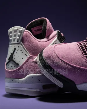 Nike Air Jordan 4 Retro "Orchid"