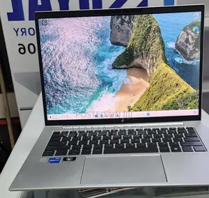 New Laptop HP EliteBook 840 G9 16GB Intel Core i7 SSD 512GB
