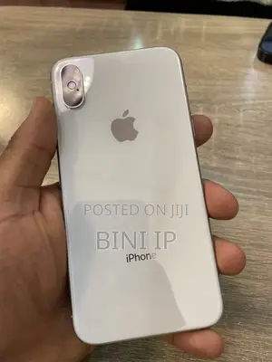 New Apple iPhone XS 256 GB White