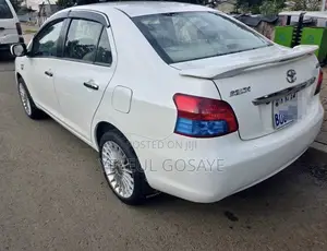 Toyota Yaris 2008 White
