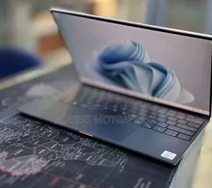 New Laptop Dell XPS 13 8GB Intel Core i5 SSD 512GB