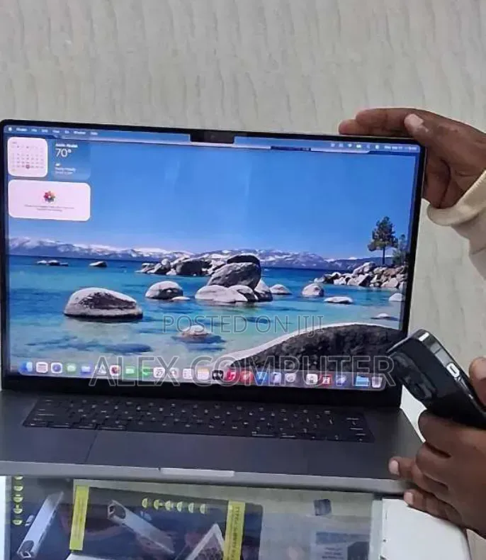 New Laptop Apple MacBook Pro 2021 M1 Max 32GB Apple M1 Max SSD 1T