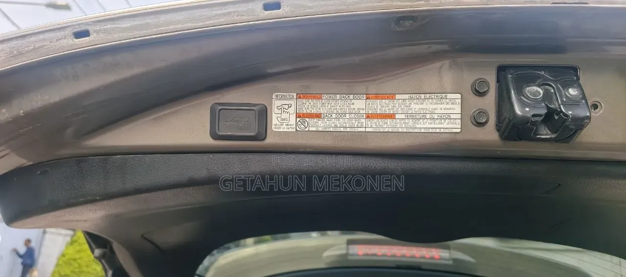 Toyota RAV4 2017 Gold