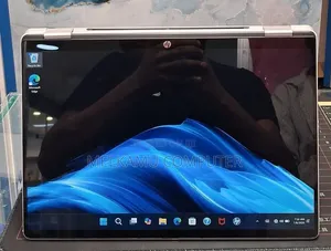 New Laptop HP OmniBook 5 Flip 16GB Intel Core i7 SSD 512GB