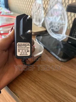 Adapter 12v 3A