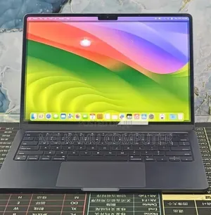 New Laptop Apple MacBook Air 2022 M2 8GB Apple M2 SSD 512GB