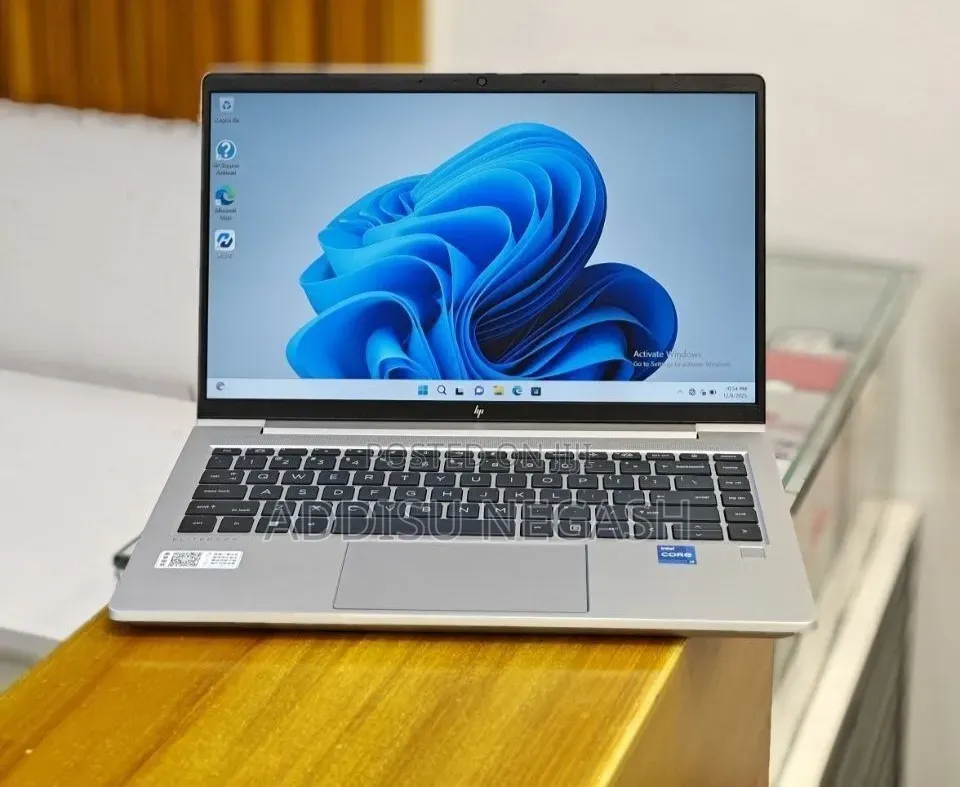 New Laptop HP EliteBook 840 16GB Intel Core i7 SSD 512GB