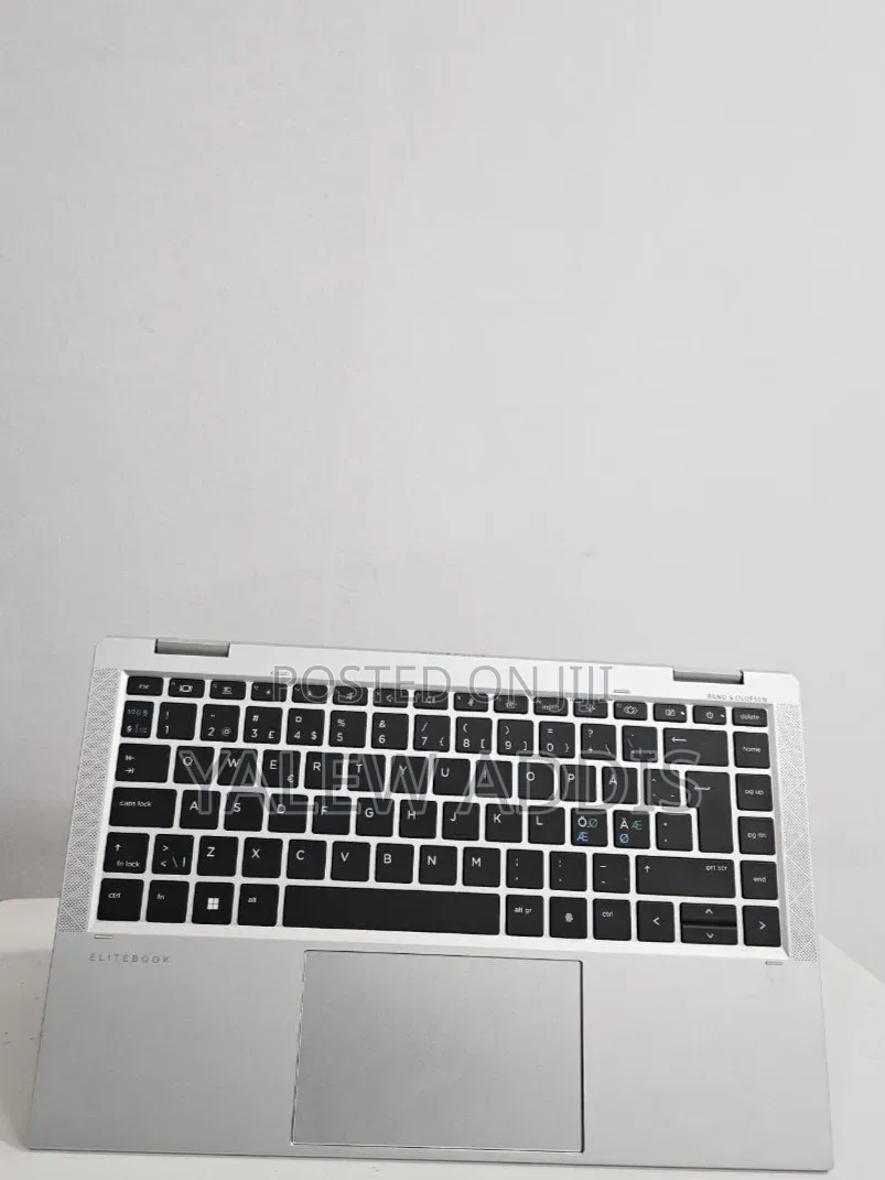 New Laptop HP EliteBook 1040 G8 16GB Intel Core i7 SSD 512GB