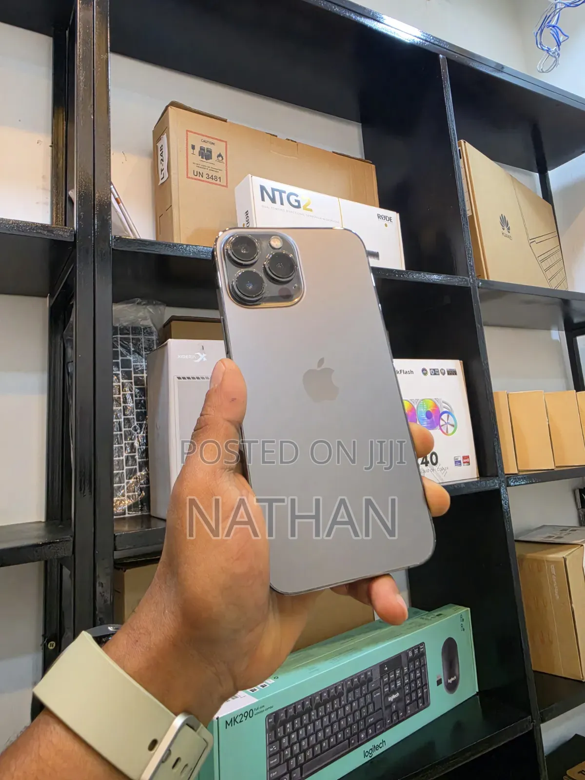 New Apple iPhone 13 Pro Max 256 GB Black