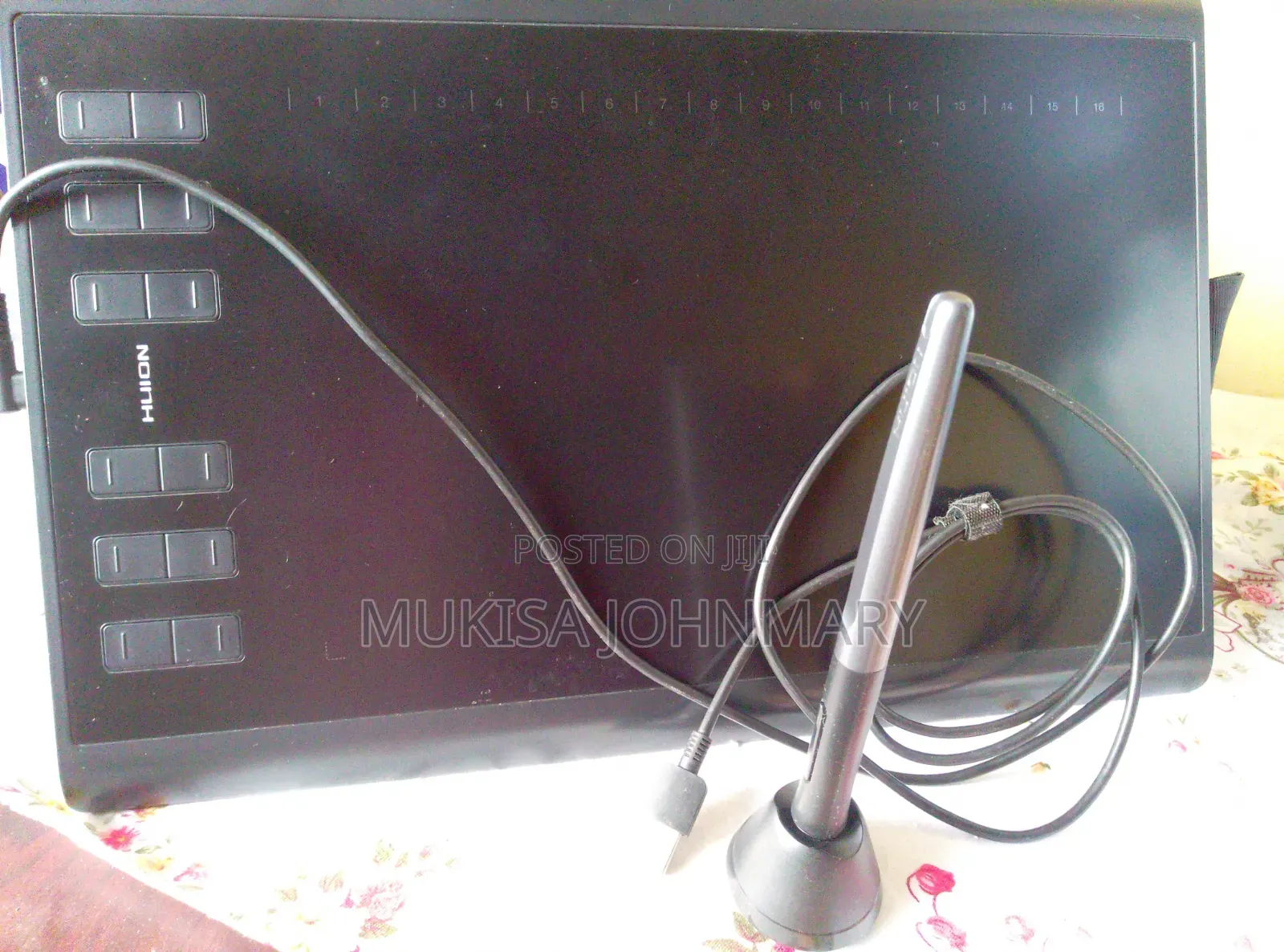 Huion Inspiroy H1060P Graphics Drawing Tablet (With Pen Nibs)