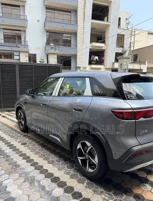 BYD Yuan Up 2025 Gray