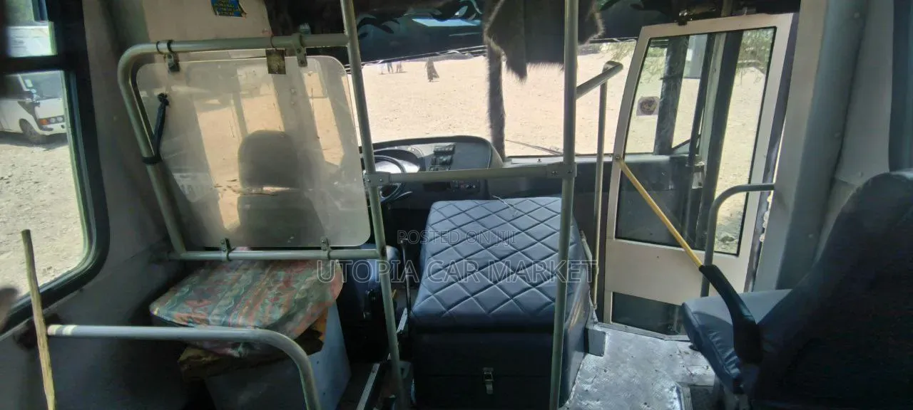 Bus 2012