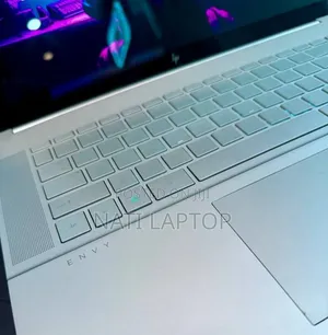 New Laptop HP 12GB Intel Core i7 SSD 512GB