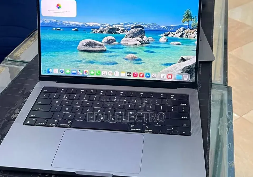 New Laptop Apple MacBook Air 2020 M1 16GB Apple M1 Pro SSD 512GB