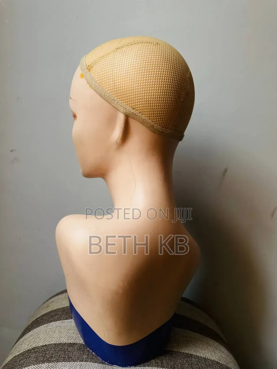 Human Hair (Wig) Display Ashangulit