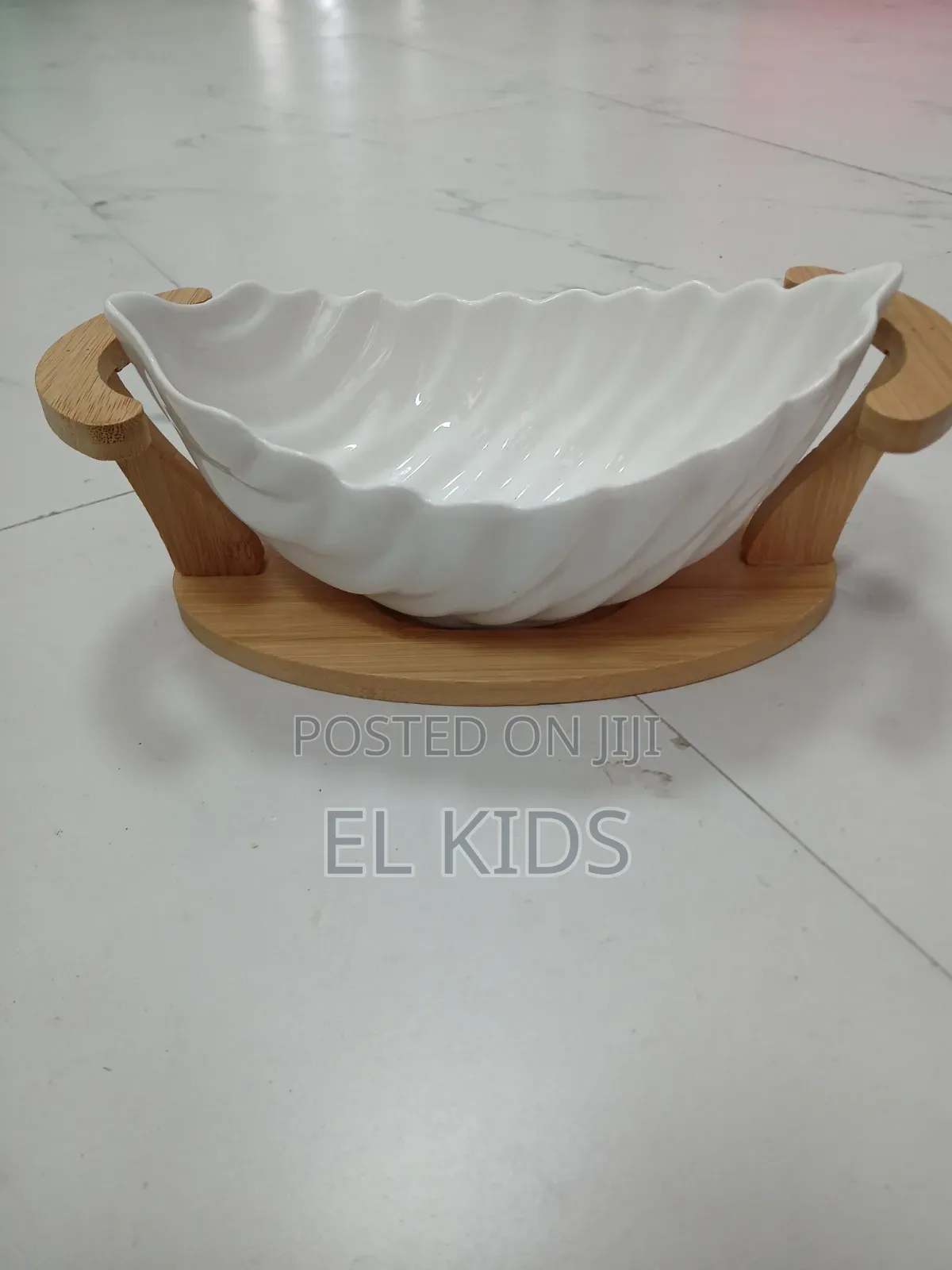 Oval Bowl With Stand