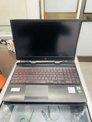 New Laptop HP Omen 15 8GB Intel Core i7 SSD 256GB