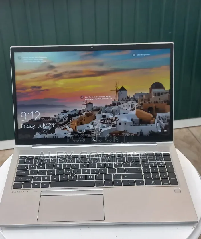New Laptop HP EliteBook 850 G8 8GB Intel Core i7 SSD 512GB
