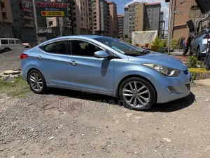 Hyundai Elantra 2013 Blue