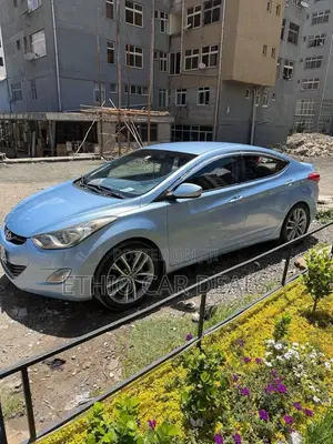 Hyundai Elantra 2013 Blue
