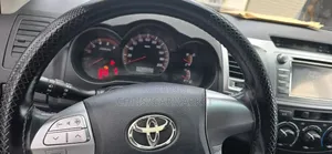 Toyota Hilux 2014 Gray